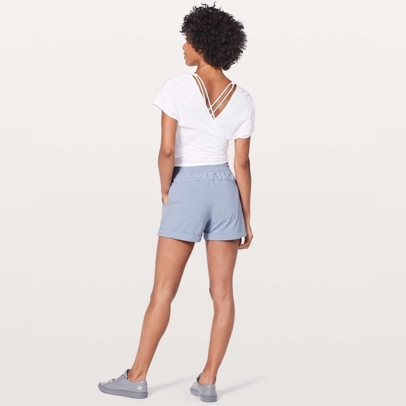 Lululemon Spring Break Away Short *4-way Stretch 3"
Berry Mist - Picture 2 of 7